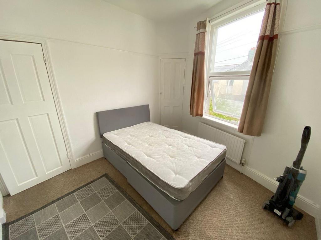 Bedroom.jpg