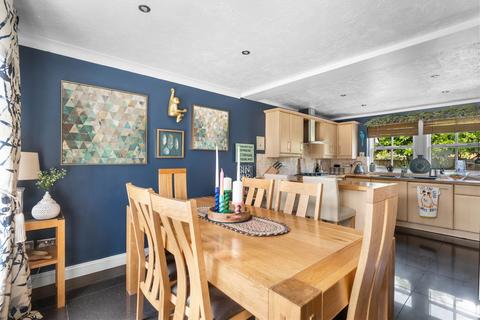 undefined, 3 Balmoral Close, Fernhill Heath, Worcester. WR3 7XQ