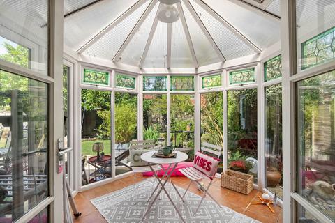 3 Balmoral Close, Fernhill Heath, Worcester, WR3 7XQ