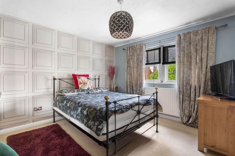 3 Balmoral Close, Fernhill Heath, Worcester, WR3 7XQ