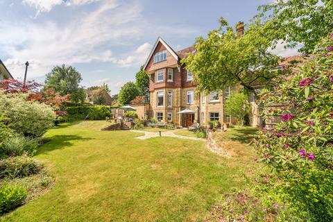 undefined, Knoll Road, Godalming, GU7