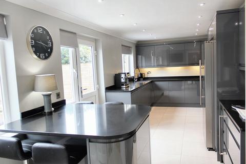 5 bedroom detached house for sale, Luscombe Way, Rackheath, NR13
