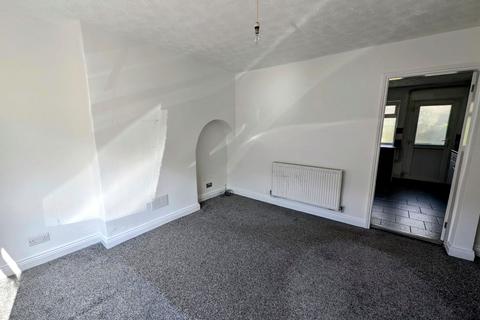 2 bedroom terraced house for sale, Denacre Avenue, Wigston LE18
