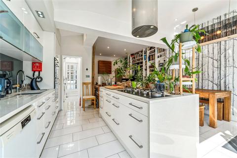 undefined, Lucien Road, London, United Kingdom, SW17