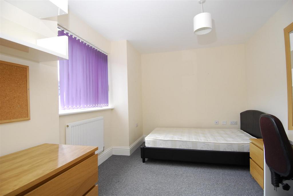 4 Quaker Lane005.JPG