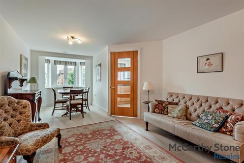 2 bedroom apartment for sale, Clarence Court, Brighton Road, Horsham