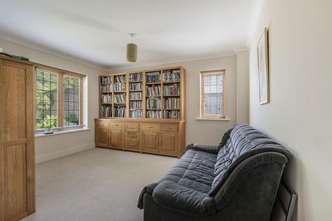 undefined, Groveside Close, Bookham