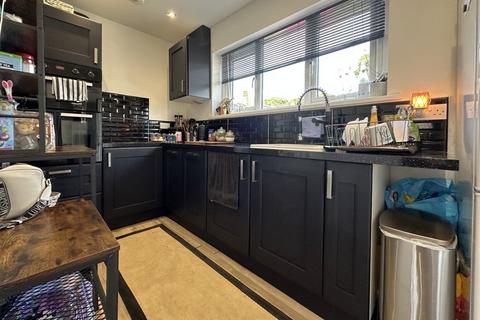 3 bedroom semi-detached house for sale, Astrid Road, Walmer, CT14