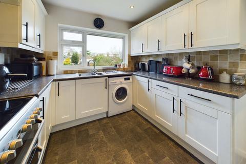 24 Trident Road, Watford, WD25 7AN