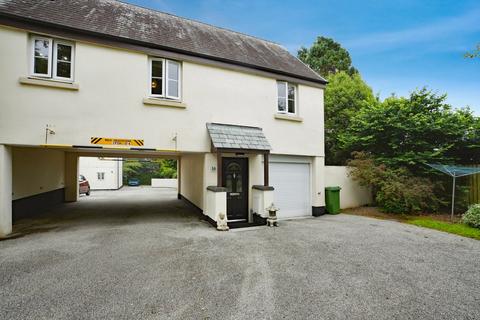 16 Doublegates, St Austell, PL25 5EG