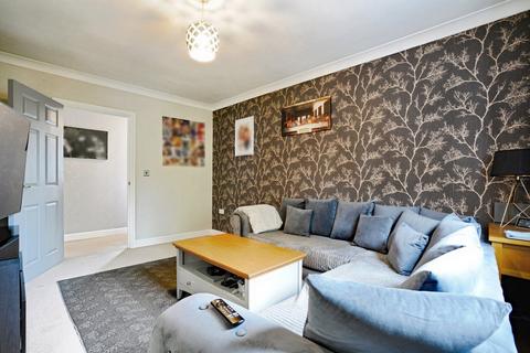 16 Doublegates, St Austell, PL25 5EG