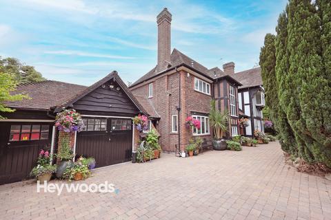 4 bedroom detached house for sale, Whitmore Road, Newcastle-under-Lyme, Staffordshire