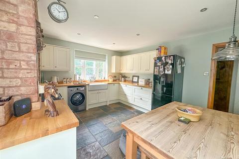 3 bedroom detached house for sale, Northfield House, Long Lane, Billesdon