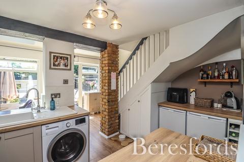 67 Roxwell Road, Chelmsford, CM1 2NT