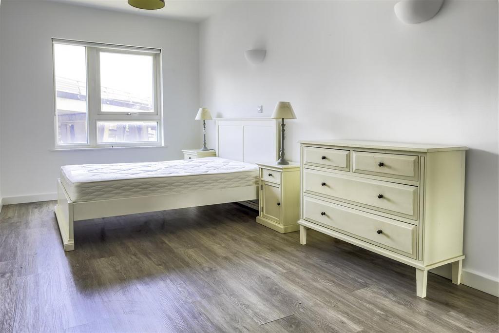 10 To Let 1 Bedroom Flat Croyron www.islingtonprop