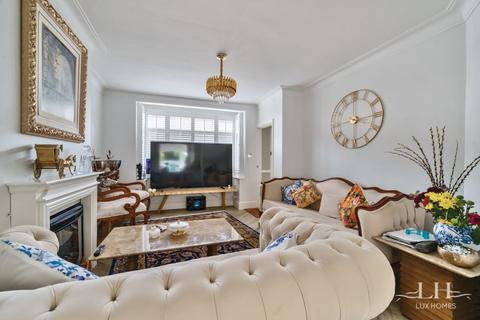 undefined, Stafford Avenue, Hornchurch