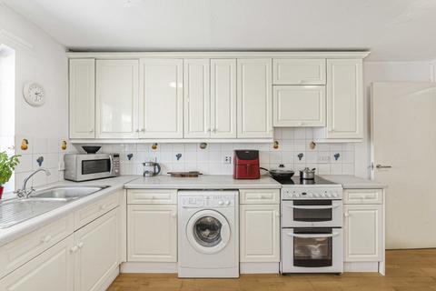 3 bedroom maisonette for sale, St. Mary Graces Court, Cartwright Street, London, E1
