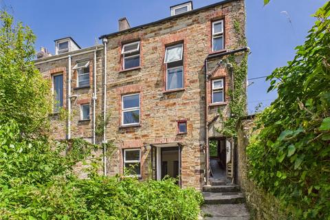 5 bedroom end of terrace house for sale, Berrycoombe Road, Bodmin, Cornwall