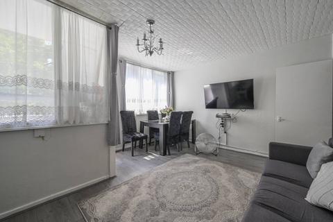 3 bedroom flat for sale, Vallance Road, Whitechapel, London, E1