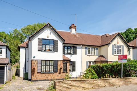12 Arragon Gardens, West Wickham, BR4 9LJ