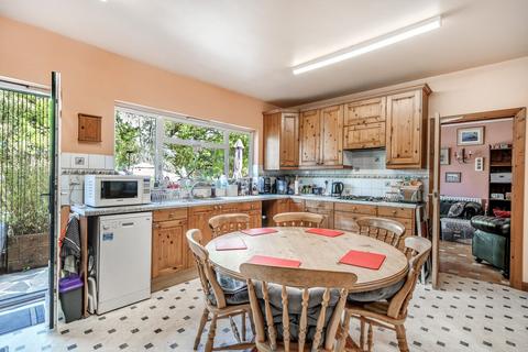 12 Arragon Gardens, West Wickham, BR4 9LJ