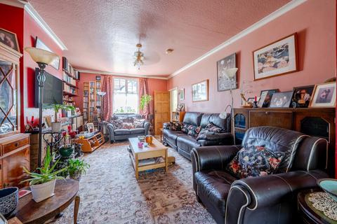 12 Arragon Gardens, West Wickham, BR4 9LJ