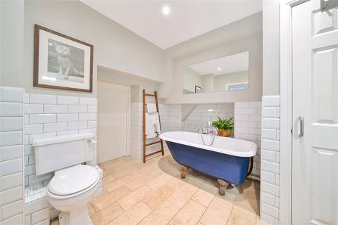 8b Colleton Crescent, Exeter, EX2 4DG