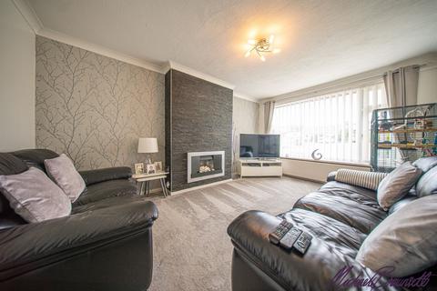 2 bedroom semi-detached bungalow for sale, St. Abbs Close, Bradford BD6