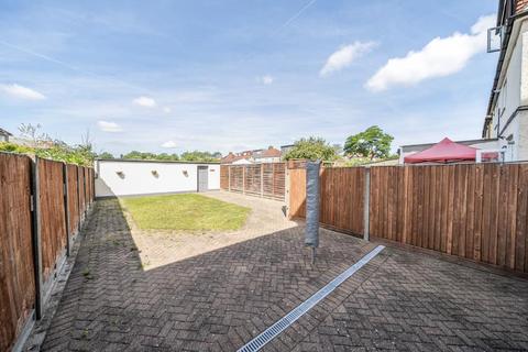 3 bedroom semi-detached house for sale, Kingshill Drive, Kenton, HA3 8QD