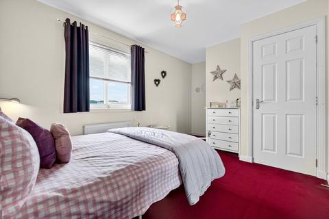 12 Dasher Gardens, Ardrossan, KA22 7NN