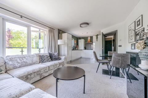 2 bedroom flat for sale, Charles Sevright Way, Mill Hill
