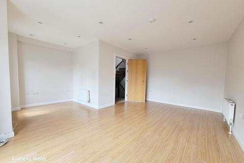 undefined, Lincoln Road, Finchley, London N2