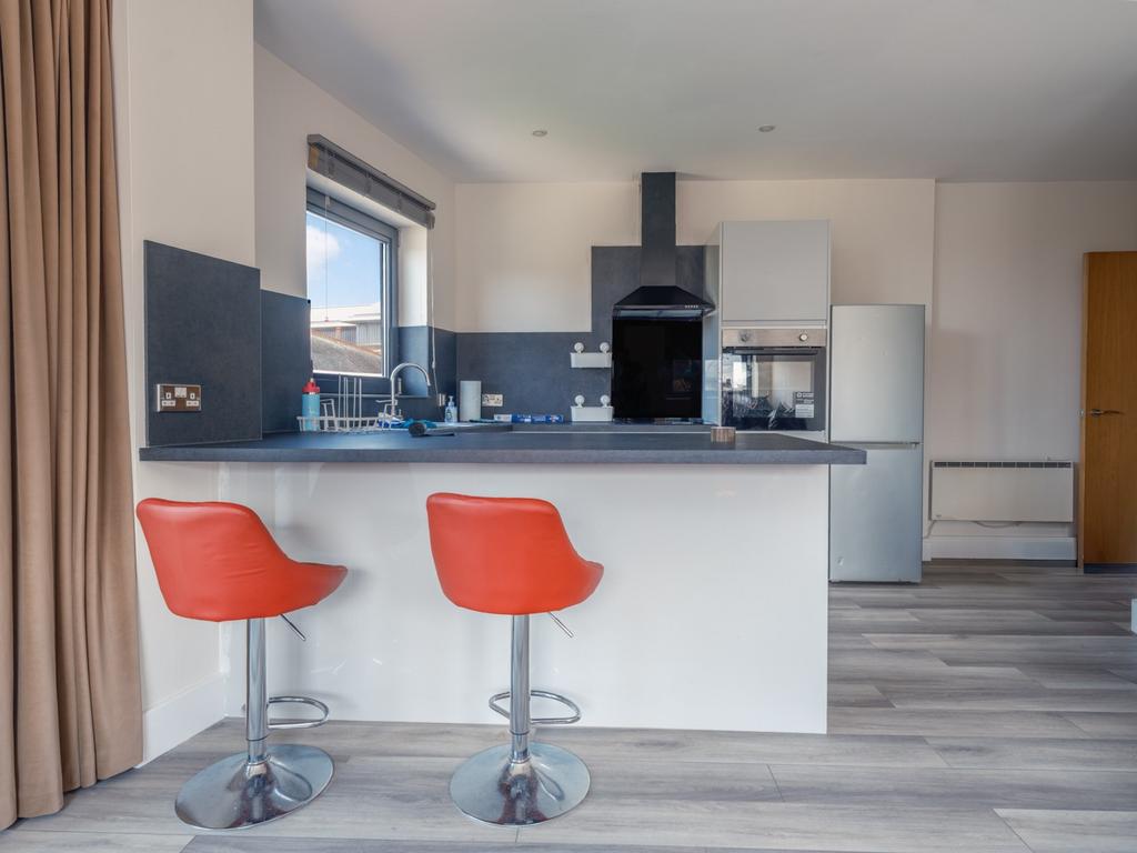 Apartment in Newcastle upon Tyne, Tyne and Wear - View 3
