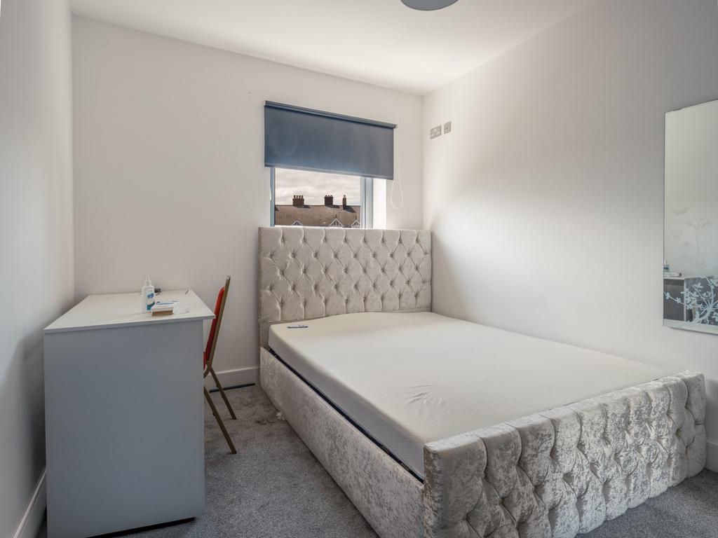 Apartment in Newcastle upon Tyne, Tyne and Wear - View 5