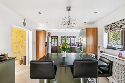 4 bedroom detached house for sale, Chapel Lane, Aubourn, LN5