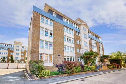 10 Warren Fields, Stanmore, HA7 4JQ