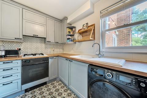 undefined, Mead Road, Winchester, Hampshire, SO23