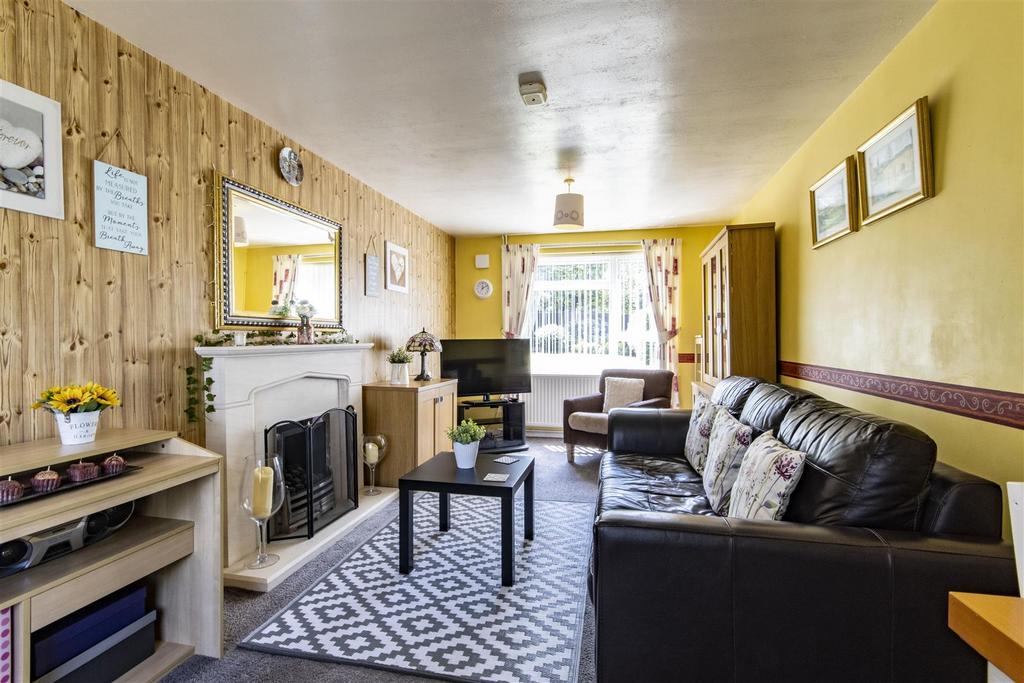 Living/Dining Room