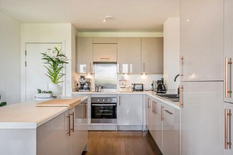 2 bedroom flat for sale, Gibbs Lane, London E2