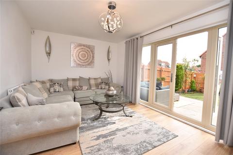 45 Asket Drive, Leeds, LS14 1HX