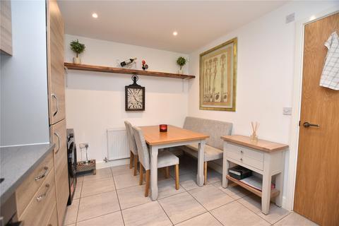 45 Asket Drive, Leeds, LS14 1HX