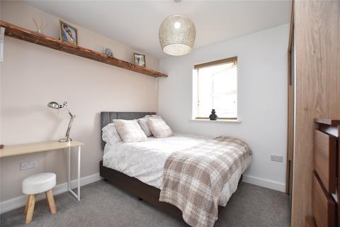 45 Asket Drive, Leeds, LS14 1HX