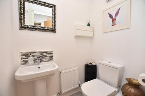 45 Asket Drive, Leeds, LS14 1HX