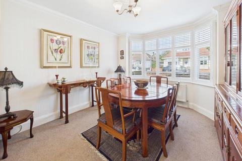 3 bedroom detached house for sale, Dorothy Drive, Forest Town, Nottinghamshire