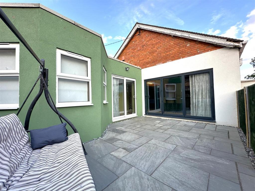 Paved Seating Area With BI-FOLD DOORS 705