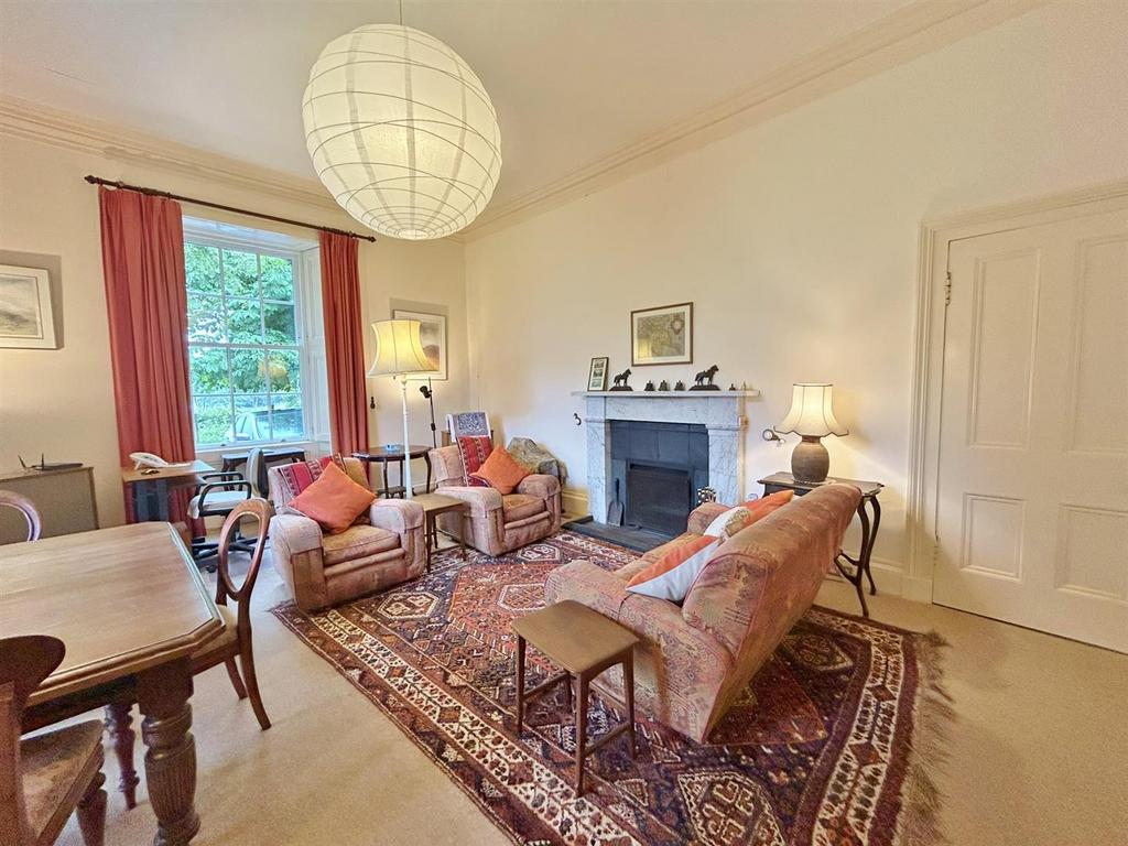 One, The Lodge, Lounge