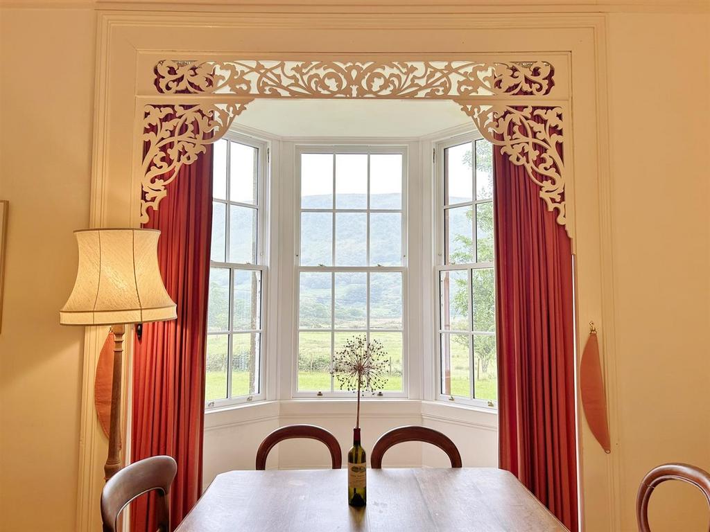 One, The Lodge, Bay Window
