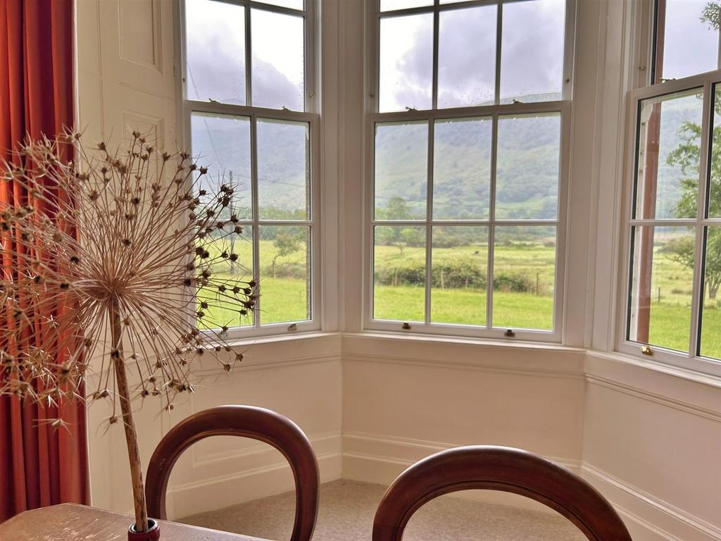 One, The Lodge, Bay Window