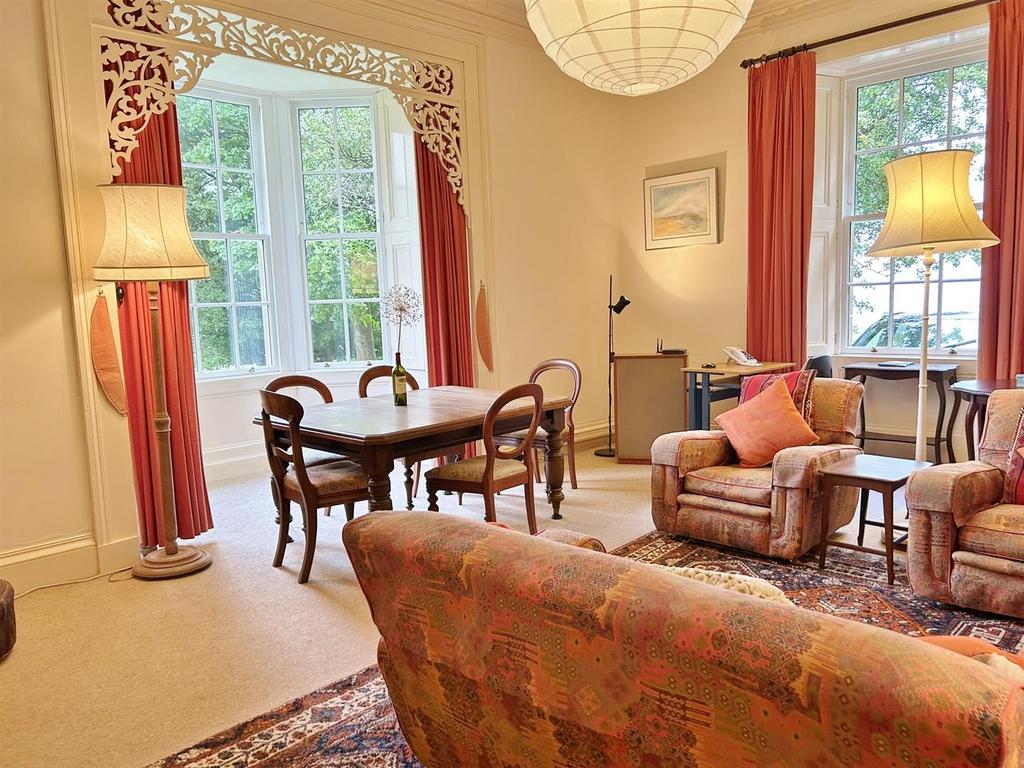 One, The Lodge, Lounge