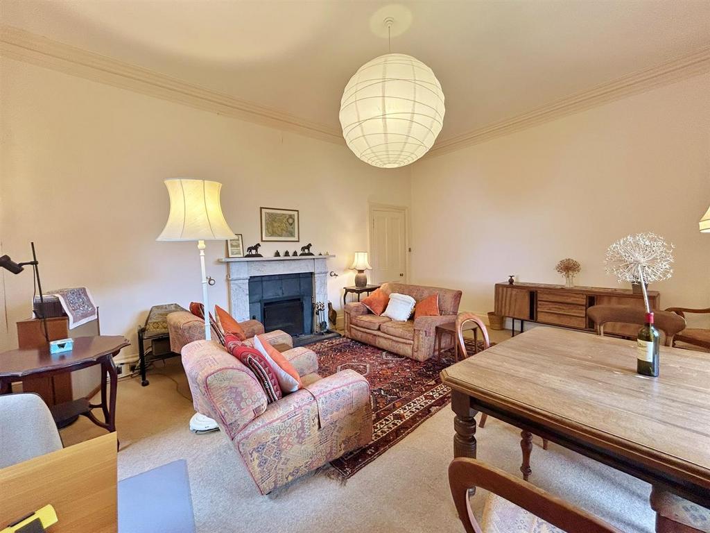 One, The Lodge, Lounge